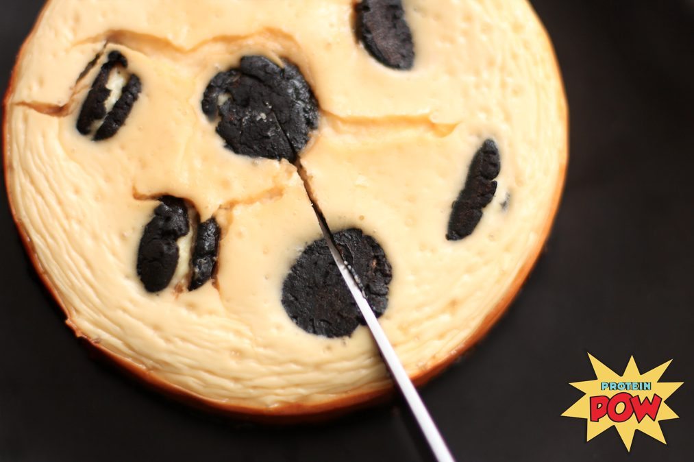 Protein Oreo-Inspired Cookies Inside... an Oreo-Inspired Protein Cheesecake!